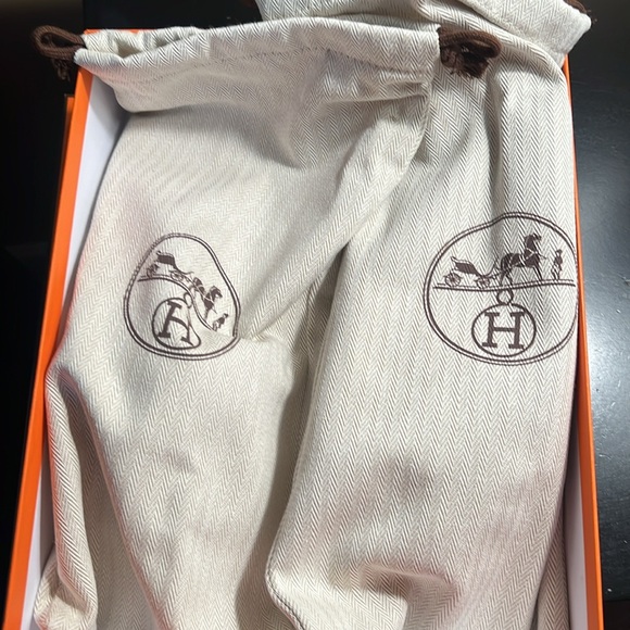 🔥 💯 Authentic Hermes’ Paris Oran Sandal - Picture 5 of 6